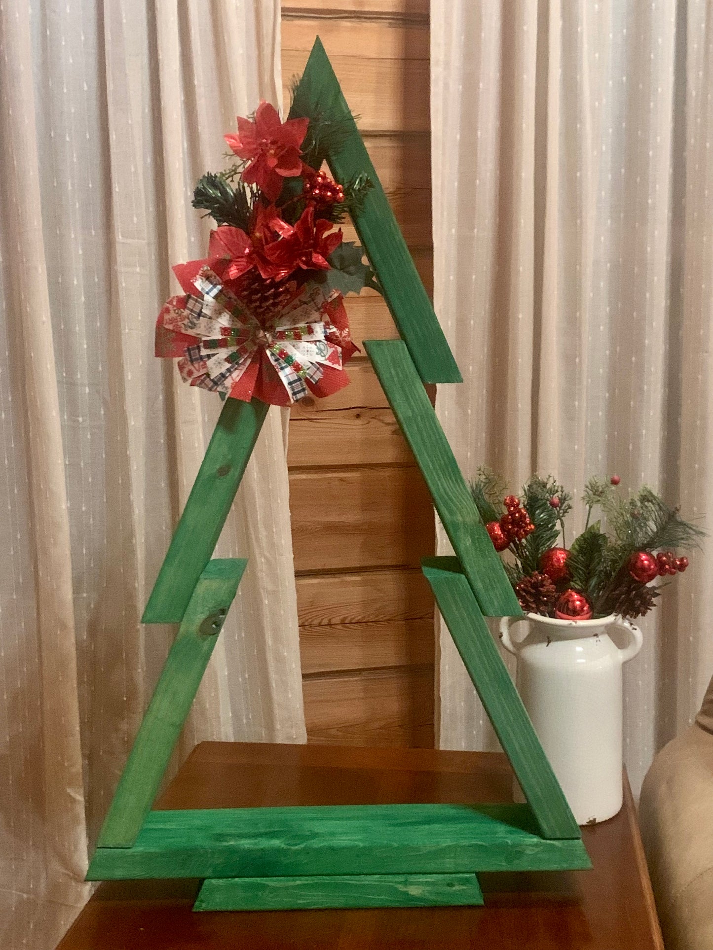 2x4 Christmas Tree