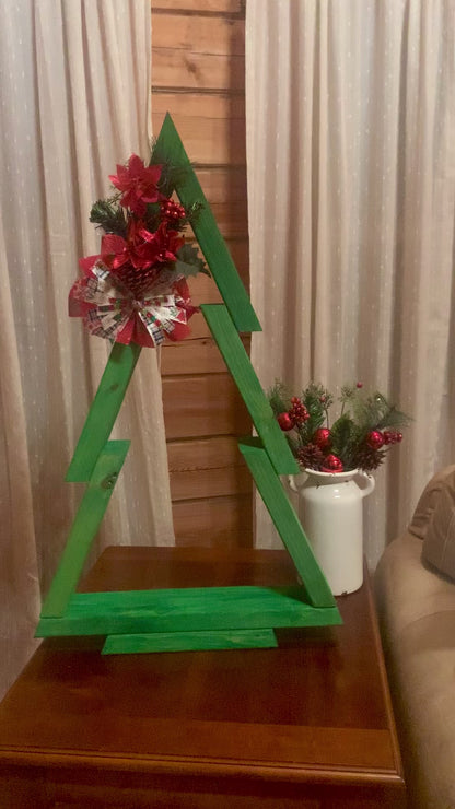 2x4 Christmas Tree